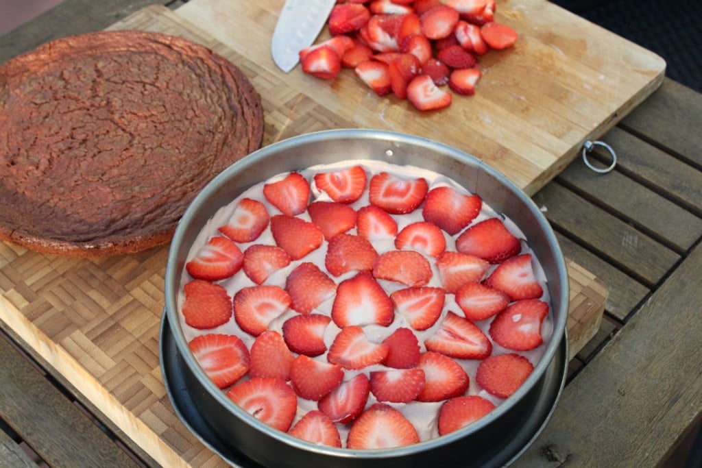 Nougat-Erdbeer-Torte | Futterattacke.de Nougat-Erdbeer-Torte | Futterattacke.de