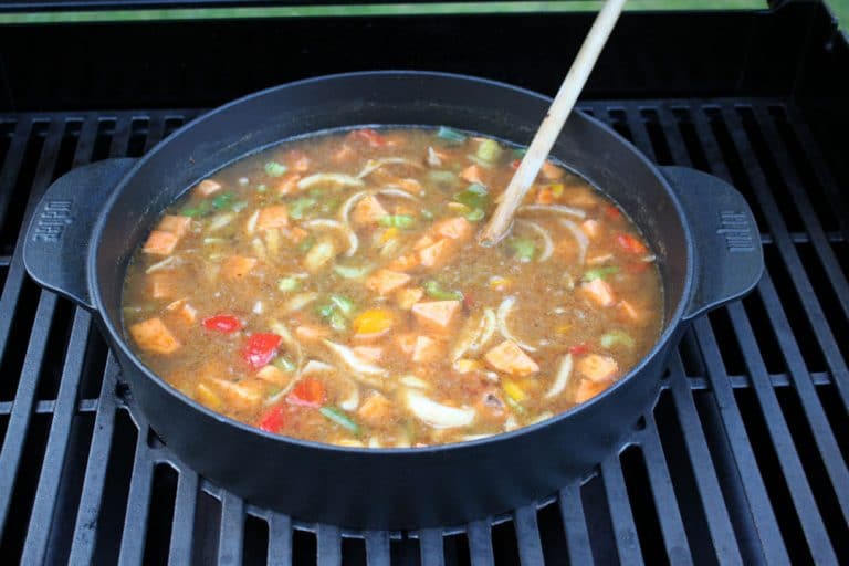 Gumbo aus dem Dutch Oven Futterattacke.de