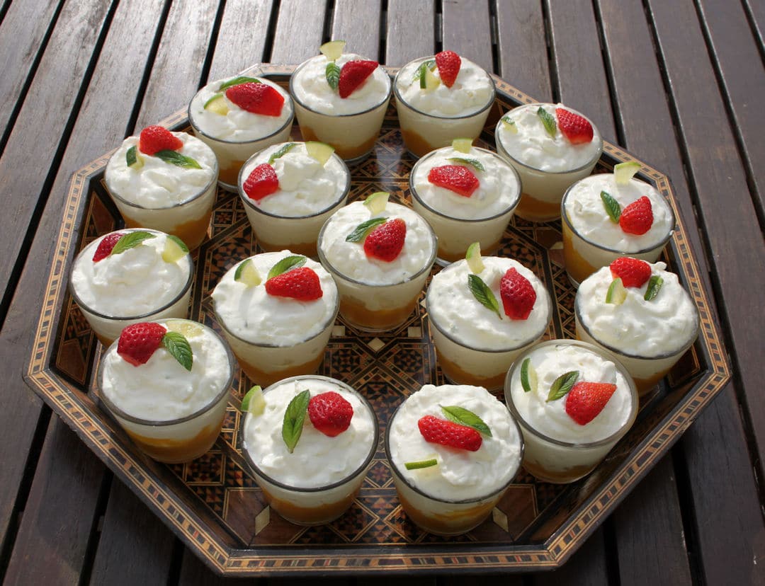 Sommer-Dessert: Limetten-Pfirsich-Creme | Futterattacke.de