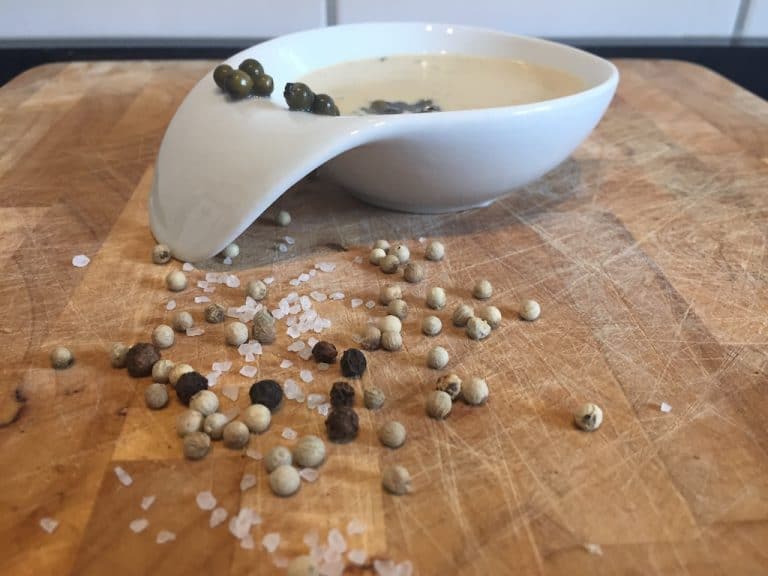 Sahnesoße mit grünem Pfeffer | Futterattacke.de