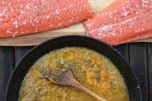 Orangensauce für den Lachs vorbereiten