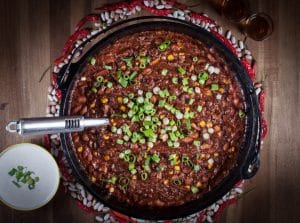 Chili con Carne aus dem Dutch Oven