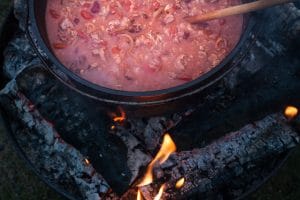 Chili con Carne aus dem Dutch Oven