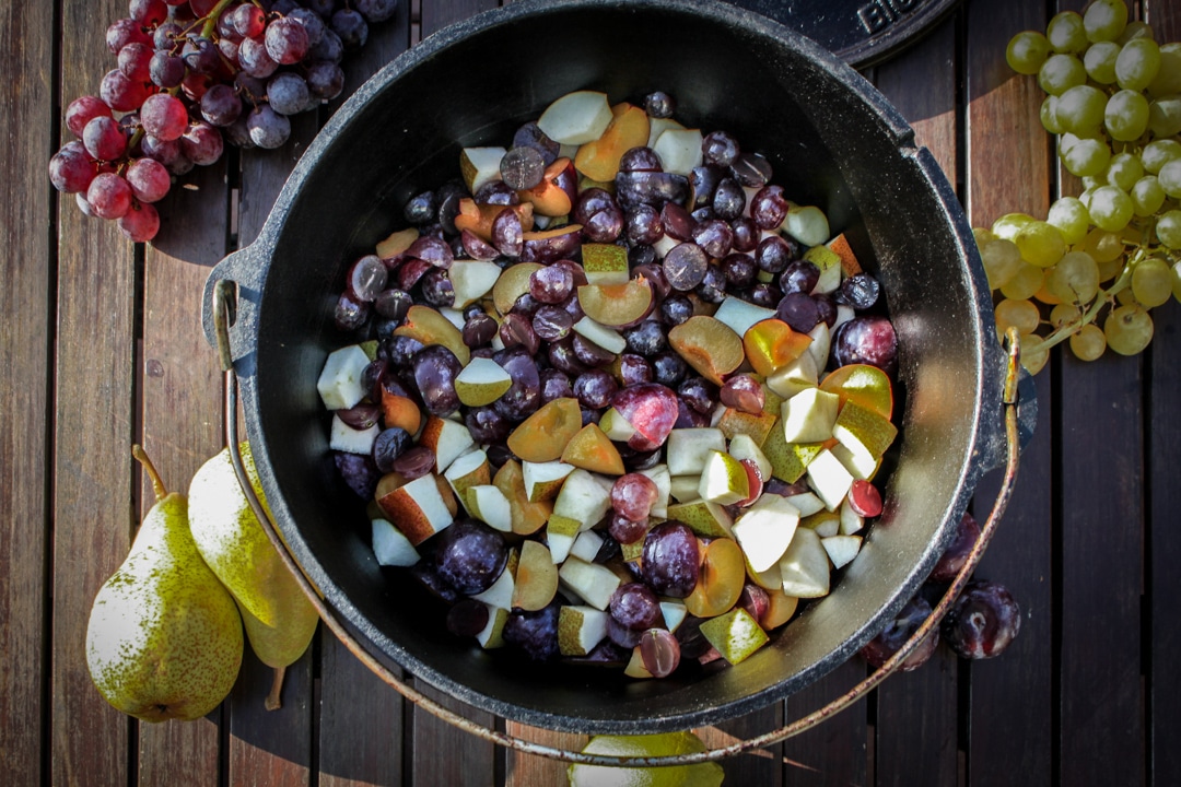 Obst_Crumble_Dutch_Oven Futterattacke.de