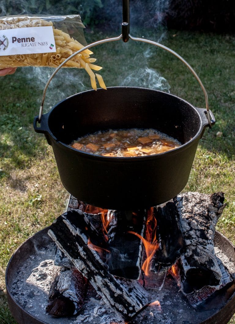 Älplermagronen und Schweinefilet Caprese von der Feuerbrücke ...