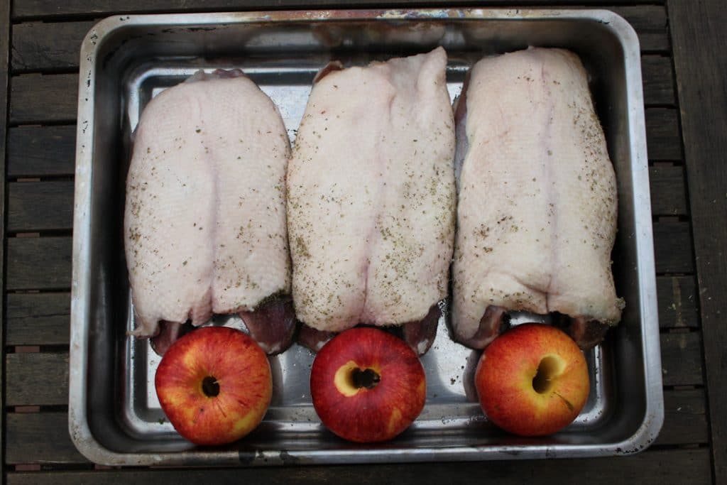 Sanft gegarte Gänsebrust aus dem Ofen | Futterattacke.de