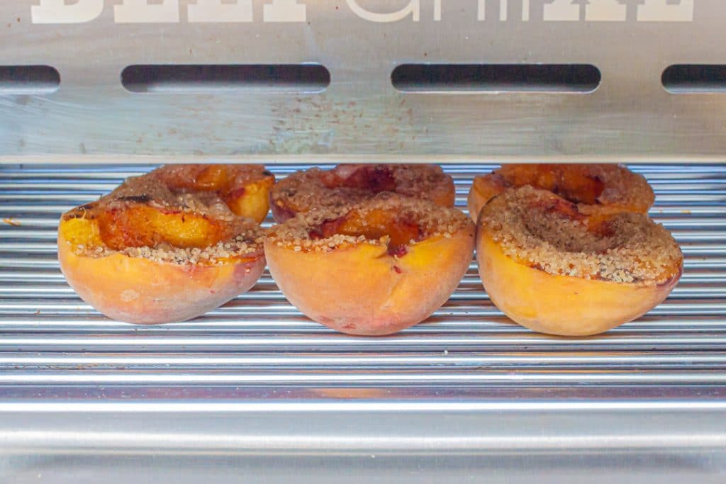 Karamellisierte Früchte vom Oberhitzegrill | Futterattacke.de Karamellisierte Früchte vom Oberhitzegrill | Futterattacke.de