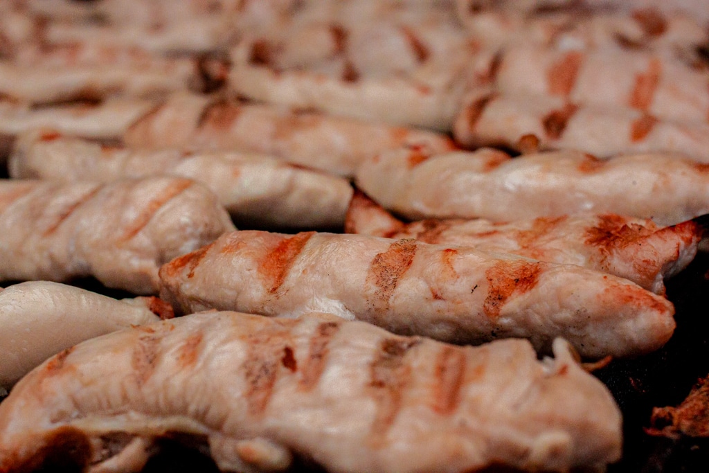 Hähnchenfilets auf dem Gasgrill