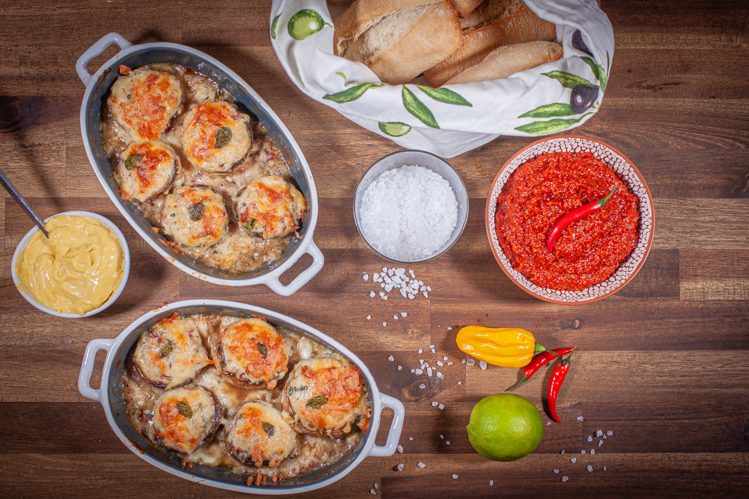 Tapas-Rezept: Überbackene Champignons mit Serrano-Schinken ...