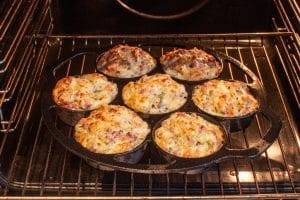 Flammkuchen-Muffin backen