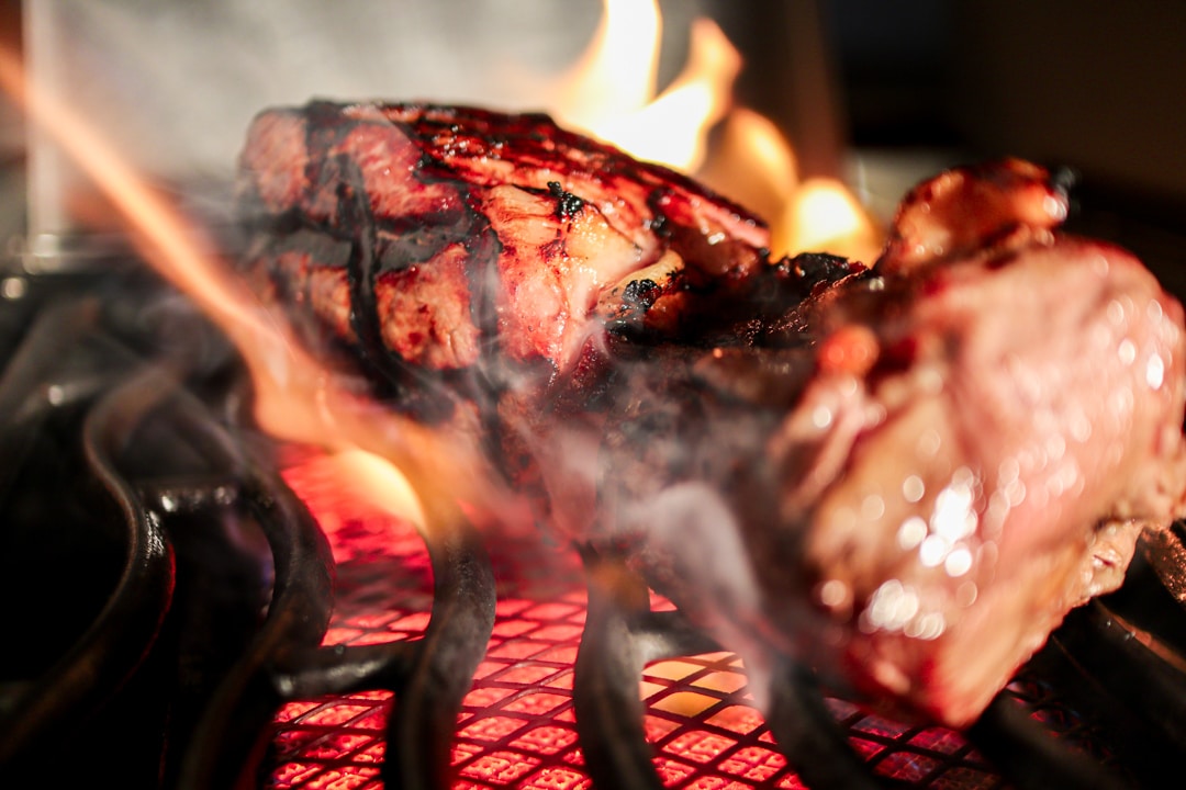 Rib_Eye__Steak_grillen_Sizzle Zone_Napoleon Futterattacke.de