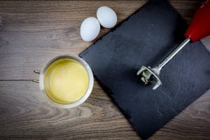 Sauce hollandaise herstellen