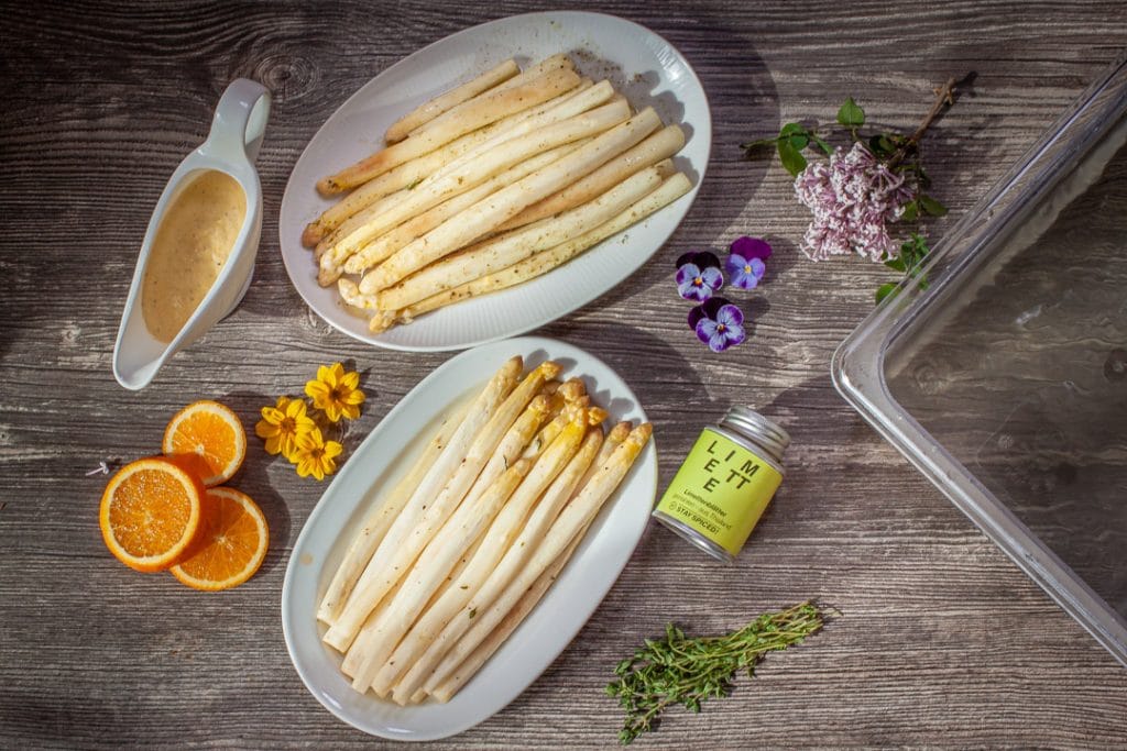 Spargel mit Sauce hollandaise