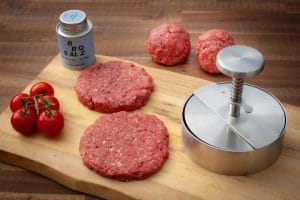 Hamburger Patties mit der Burgerpresse herstellen