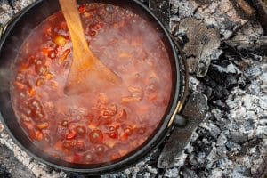 Bauerntopf im Dutch Oven