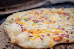 Flammkuchen auf dem Grill