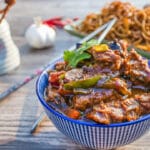 Rindfleisch Szechuan Art mit Mie Nudeln