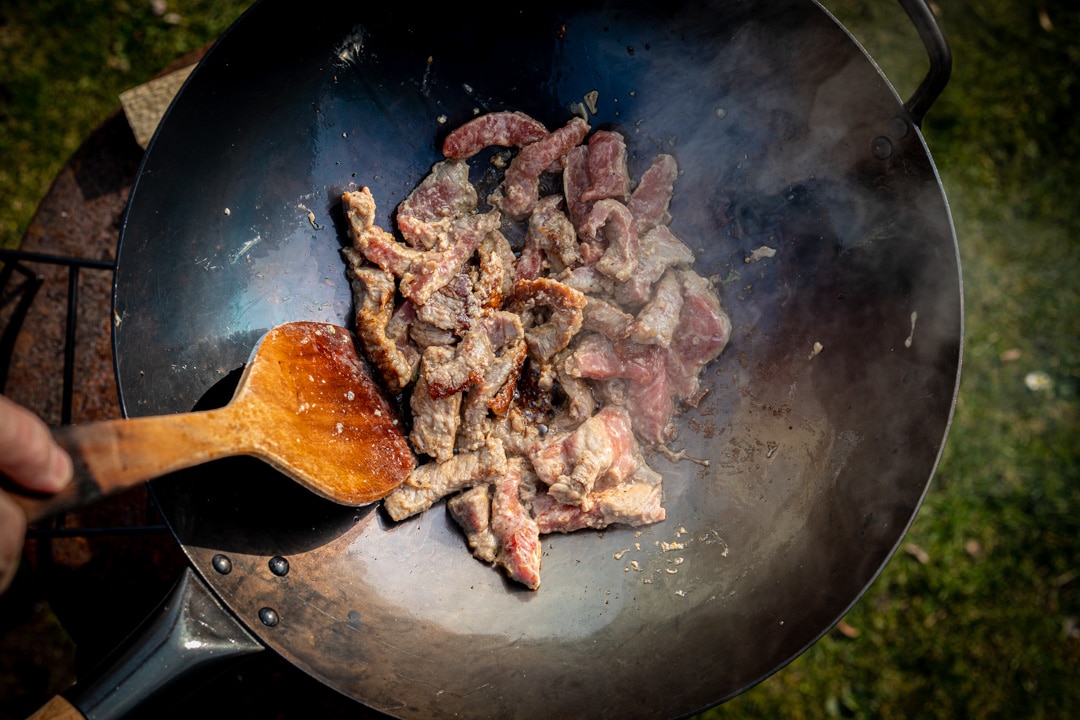 Aus dem Wok: Rindfleisch Szechuan Art | Futterattacke.de
