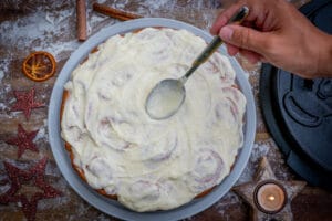 Zimtschnecken mit Guss oder Frosting